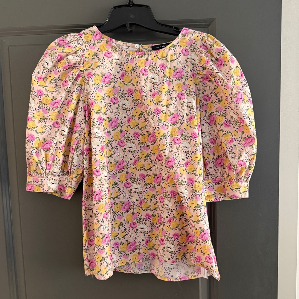 En Saison Floral Print Top with Puff Sleeves